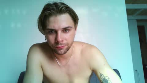 Fansly -       Top4fans   online show from March 20, 8:30 am