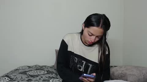 Tami  Gael online show from February 26, 1:15 am