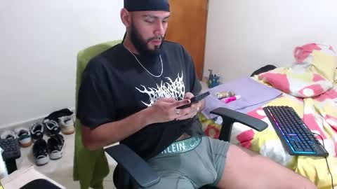 samir_music_ online show from October 4, 11:47 pm