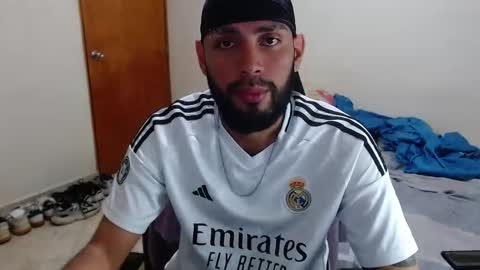 samir_music_ online show from October 26, 7:09 pm