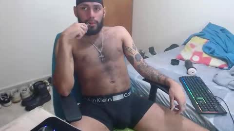 samir_music_ online show from November 5, 7:58 pm