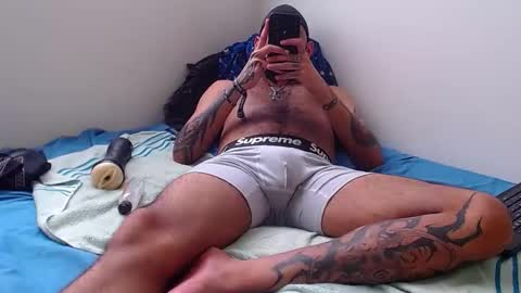 samir_music_ online show from March 24, 9:42 pm