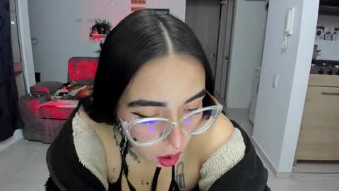 SARA online show from October 21, 1:39 am