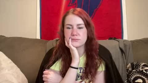 Snapshot of sammieplays chatting on February 21, 5:36 pm Playful Sammie online show from February 21, 5:36 pm