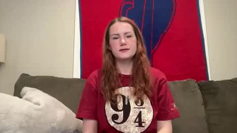 Snapshot of sammieplays chatting on April 29, 7:31 pm Playful Sammie online show from April 29, 7:31 pm