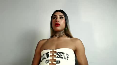 Snapshot of sammy_exotic chatting on September 30, 6:51 am sammy_exotic online show from September 30, 6:51 am