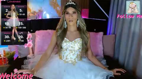 sammylittle_ online show from September 21, 7:37 pm