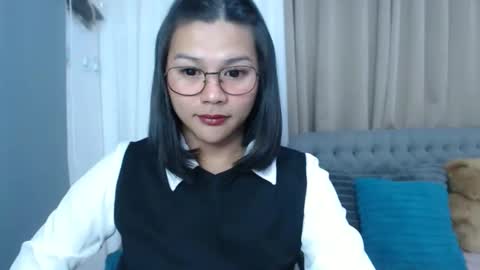 Snapshot of sammypretty19 chatting on February 18, 10:55 am im throat fucker online show from February 18, 10:55 am