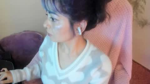   online show from February 1, 10:30 pm