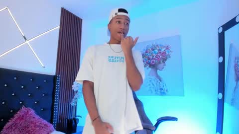 Snapshot of sammyyadams_ chatting on September 16, 8:54 pm sammyyadams_ online show from September 16, 8:54 pm
