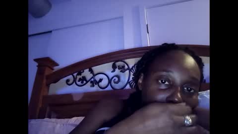 Snapshot of samoanne chatting on December 22, 8:27 am Samoanne online show from December 22, 8:27 am