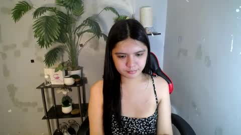 Snapshot of sampaguita_pinayxx chatting on June 29, 12:27 pm SOFIA online show from June 29, 12:27 pm