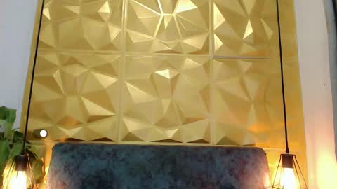 Snapshot of samueel_hilton chatting on February 13, 2:56 am samueel_hilton online show from February 13, 2:56 am