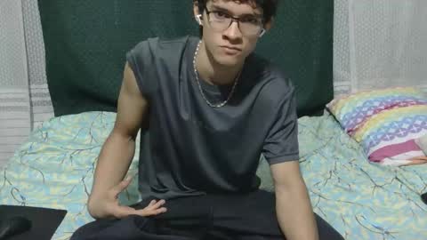 samuel_hills_ii online show from February 17, 1:51 pm