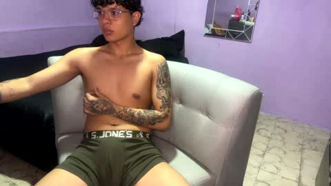 samuel_mora online show from March 30, 6:42 pm
