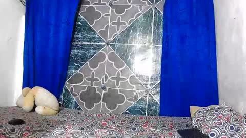 Samuel Sincee online show from November 25, 5:18 am