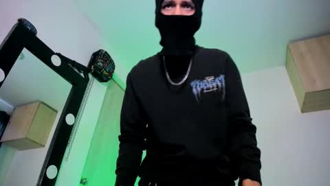   online show from September 21, 8:54 pm