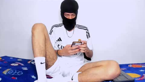   online show from October 17, 6:49 am