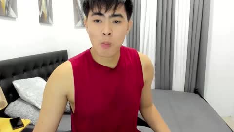 Snapshot of samuelangelo chatting on September 14, 3:27 am Sam online show from September 14, 3:27 am