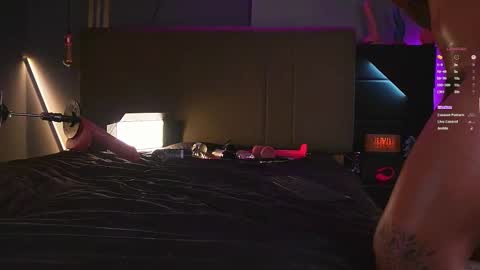 samuel online show from December 19, 11:12 pm