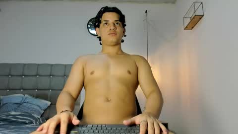 samxx_muscle online show from January 16, 1:59 pm