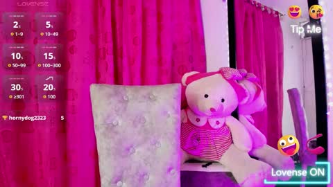 Snapshot of samy_ice chatting on February 25, 8:29 pm samy_ice online show from February 25, 8:29 pm