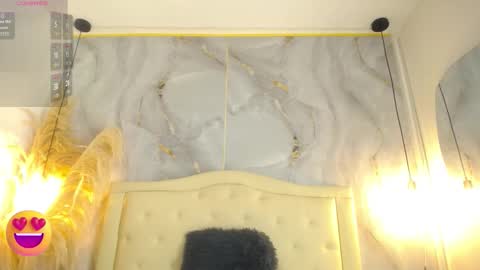 S A M A N T H A  online show from January 15, 2:32 pm