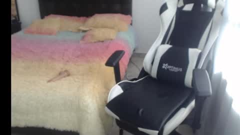 samy_vsn online show from February 15, 9:04 pm