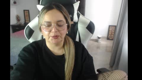 samy_vsn online show from February 21, 6:04 pm