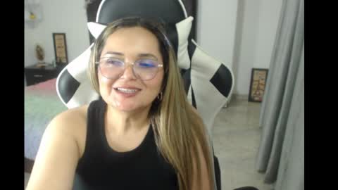 samy_vsn online show from March 2, 12:09 am