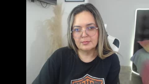 samy_vsn online show from November 8, 7:34 pm