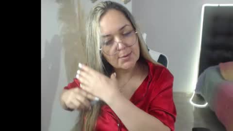 samy_vsn online show from December 14, 3:28 pm