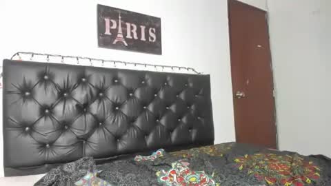 Snapshot of san_777_ chatting on February 7, 10:29 am san_777_ online show from February 7, 10:29 am