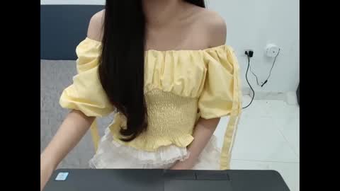 sana_2k online show from April 22, 10:06 am