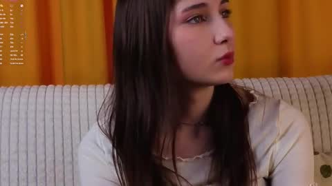 Snapshot of sandili chatting on March 6, 1:24 am Isabel but you can call me Bella online show from March 6, 1:24 am