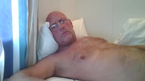 sandnesrune523 online show from October 13, 11:21 am