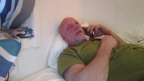 sandnesrune523 online show from November 16, 1:17 pm