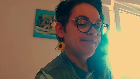 Sandra online show from March 22, 1:25 pm