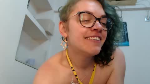 Sandra online show from April 14, 5:41 pm