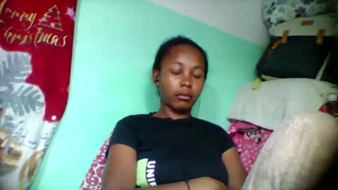 sandra1253099 online show from October 29, 7:37 pm