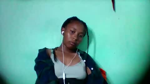 Snapshot of sandra1253099 chatting on January 13, 6:24 pm sandra1253099 online show from January 13, 6:24 pm