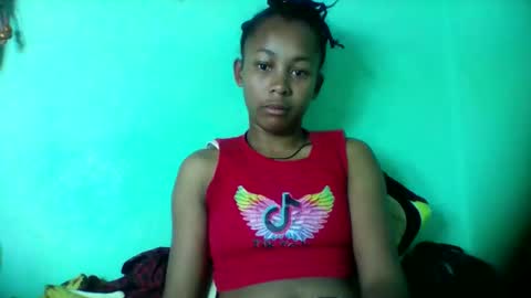 Snapshot of sandra1253099 chatting on February 10, 5:55 am sandra1253099 online show from February 10, 5:55 am