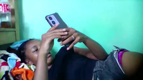 Snapshot of sandra1253099 chatting on February 27, 6:08 pm sandra1253099 online show from February 27, 6:08 pm