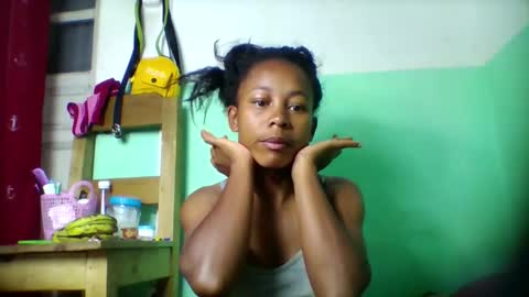 Snapshot of sandra1253099 chatting on March 1, 2:24 am sandra1253099 online show from March 1, 2:24 am