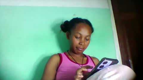 sandra1253099 online show from April 21, 5:28 pm
