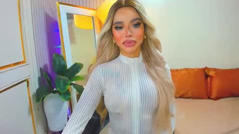 Sandra Hornball online show from December 16, 9:36 am