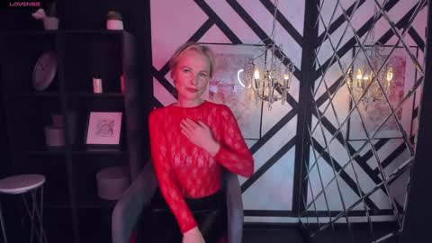 Sandra online show from February 3, 8:24 am