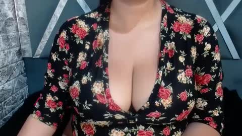 sandraclarkx69 online show from February 5, 3:09 pm