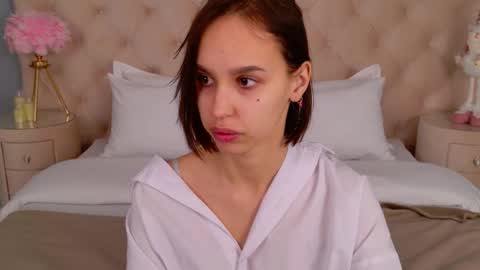 San online show from December 19, 3:24 am