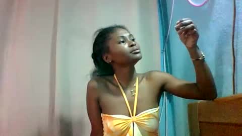 sandricaaa online show from February 24, 5:05 am